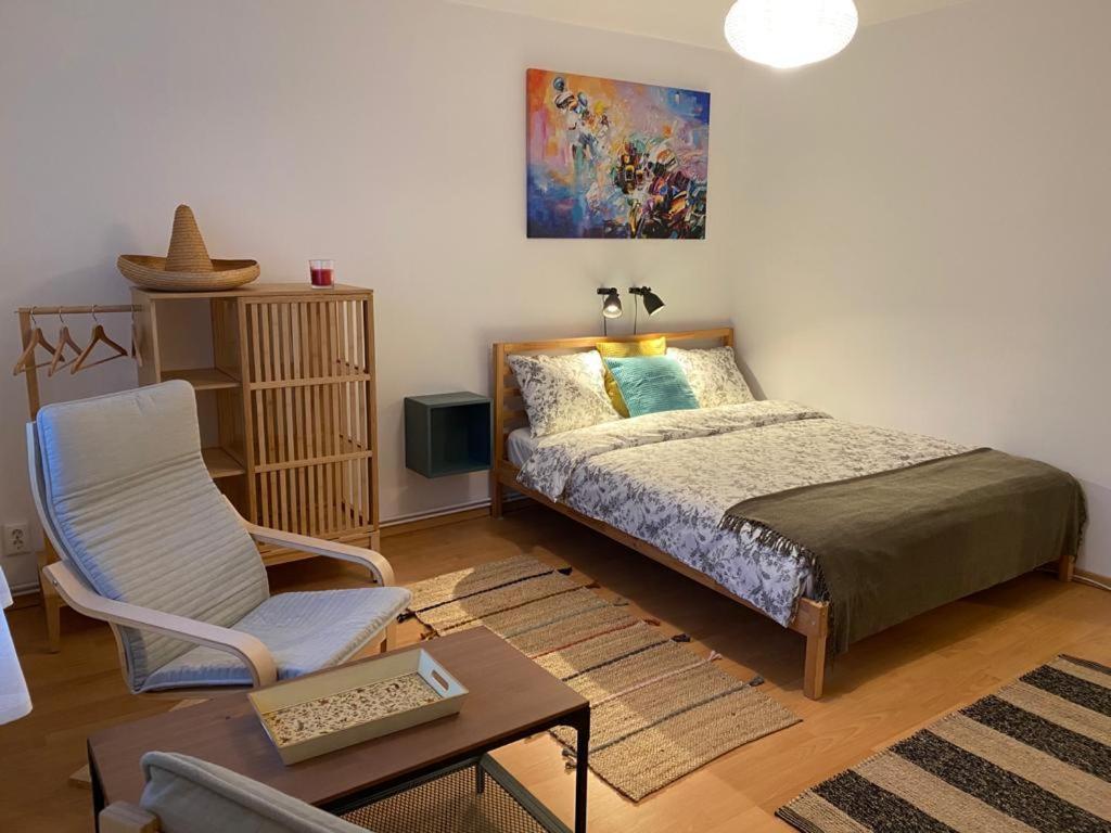 La Momo Apartman Lupény Kültér fotó